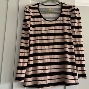 C. Wonder Long Sleeve Scoop Neck Pullover size M